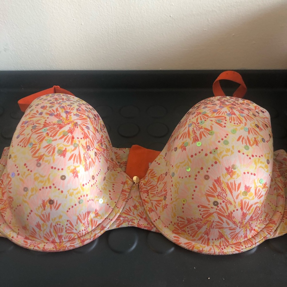 VS Bra